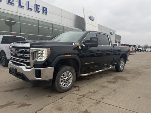 Used 2021 GMC Sierra 2500 SLE image 3