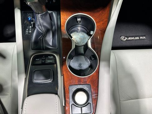 Used 2019 Lexus RX 350L w/ Premium Package image 27