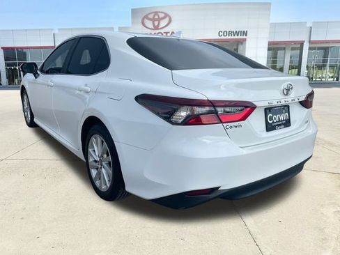 Used 2024 Toyota Camry LE w/ Convenience Package FWD image 4