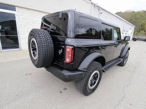 New 2025 Ford Bronco Outer Banks w/ Sasquatch Package image 13
