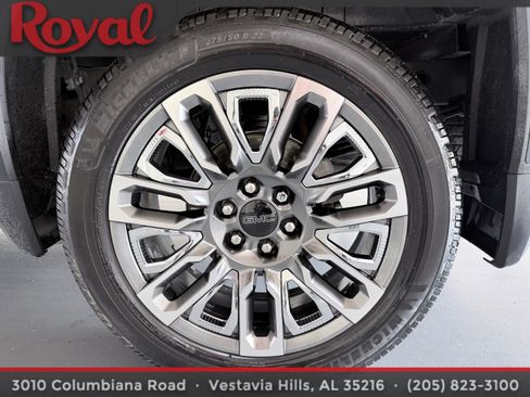 Used 2025 GMC Sierra 1500 Denali Ultimate AWD/4WD image 8