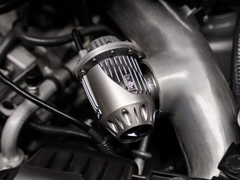 Used 2009 Nissan GT-R Premium AWD/4WD image 4