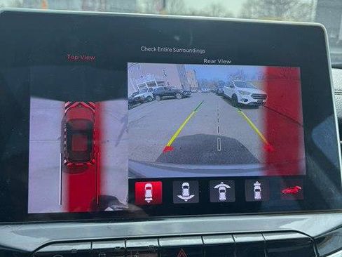 Used 2024 Jeep Compass Latitude image 17