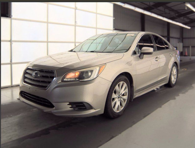 Used 2015 Subaru Legacy 2.5i Premium AWD/4WD image 2