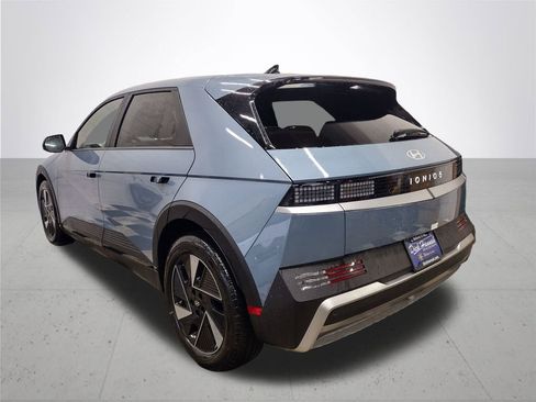 New 2026 Hyundai Ioniq 5 SE image 11