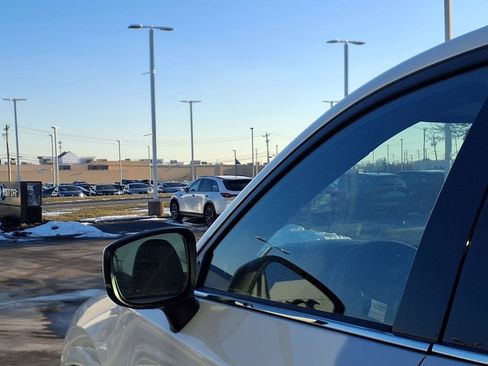 New 2025 MAZDA CX-5 Signature image 25