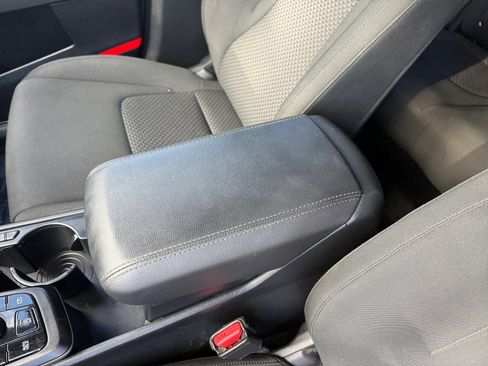 Used 2023 Kia Sportage LX image 14