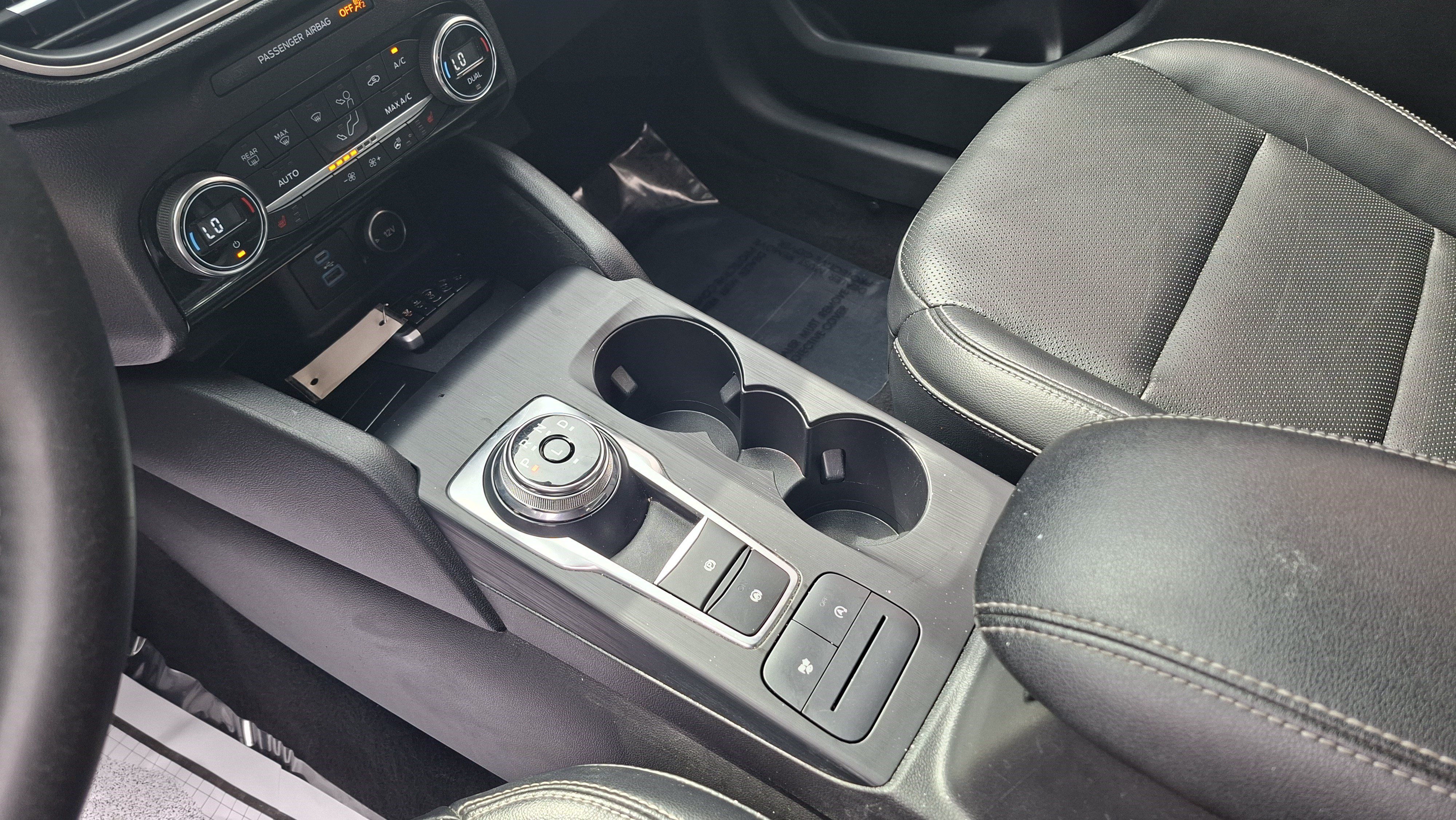 Used 2021 Ford Escape SEL w/ Technology Package FWD image 16