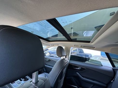 Used 2019 Audi Q8 Premium Plus image 37