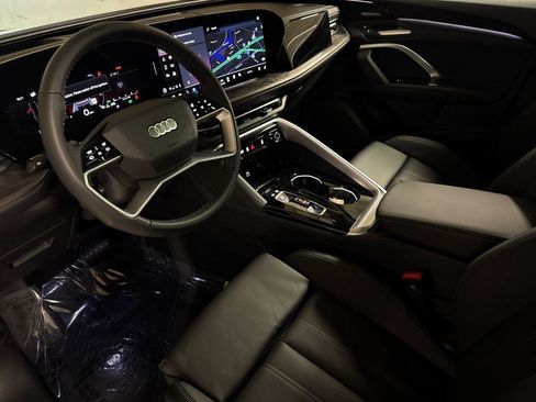 New 2025 Audi Q5 Premium Plus image 9