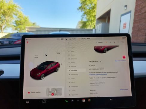 Used 2022 Tesla Model 3 RWD image 17