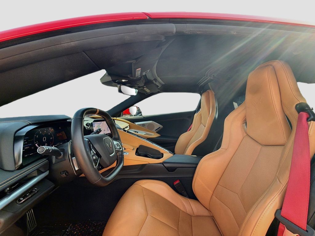 Used 2021 Chevrolet Corvette Stingray Preferred Cpe w/ Z51 Performance Package RWD image 22