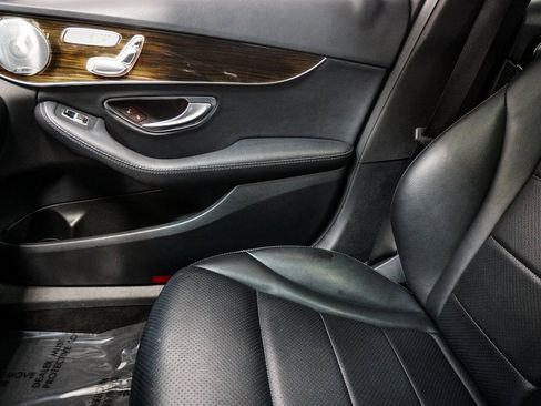 Used 2019 Mercedes-Benz C 300 4MATIC Sedan image 31