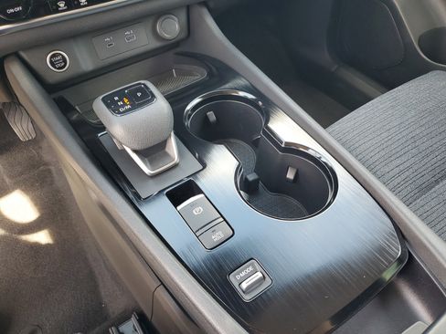 Certified 2023 Nissan Rogue SV image 22