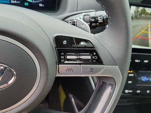 New 2024 Hyundai Tucson Limited image 18