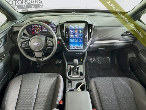 Used 2025 Subaru Forester Premium image 28
