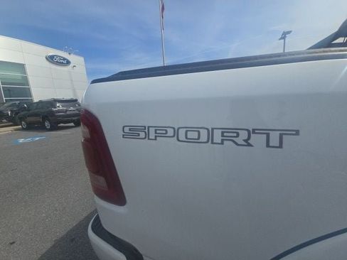 Used 2021 RAM 1500 Big Horn AWD/4WD image 18