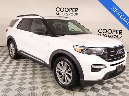 Used 2020 Ford Explorer XLT w/ Equipment Group 202A RWD image 1