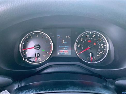 Used 2021 Toyota RAV4 XLE w/ Convenience Package image 13