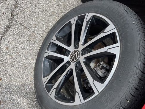 Used 2025 Volkswagen Jetta Sport image 15