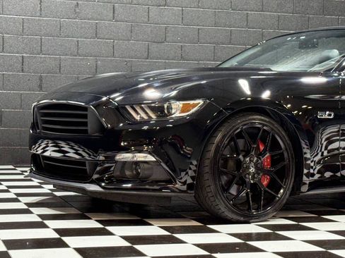 Used 2017 Ford Mustang GT Premium RWD image 6