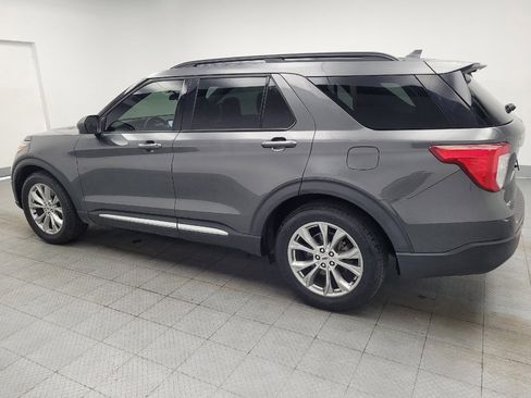 Used 2020 Ford Explorer XLT w/ Equipment Group 202A RWD image 3