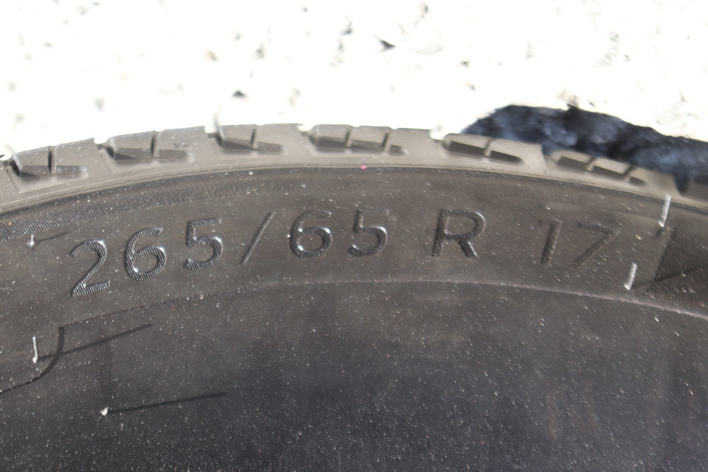 Used 2025 Nissan Frontier SV AWD/4WD image 40