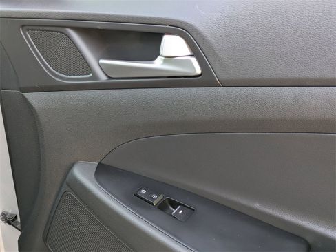 Used 2019 Hyundai Tucson Ultimate w/ Cargo Package image 32