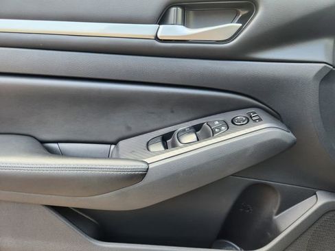 Certified 2022 Nissan Altima 2.5 SV image 18