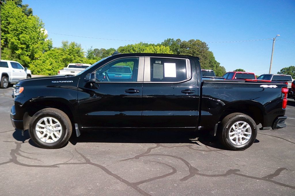 Used 2026 Chevrolet Silverado 1500 RST AWD/4WD image 4
