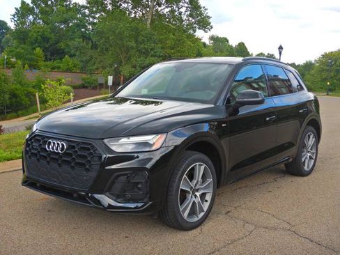 Used 2025 Audi Q5 2.0T Premium AWD/4WD image 1
