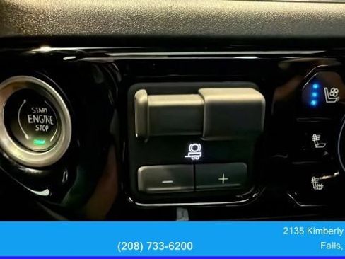 Used 2024 Chevrolet Silverado 3500 High Country w/ High Country Premium Package image 36