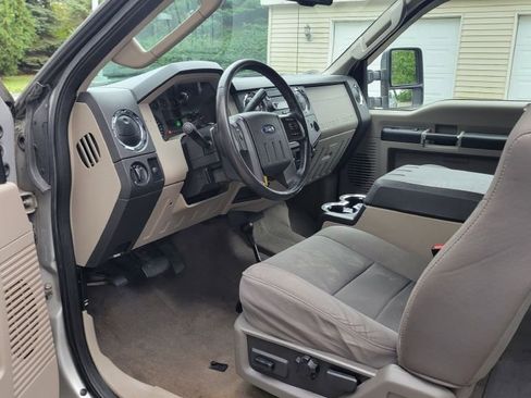 Used 2009 Ford F250 XL image 11