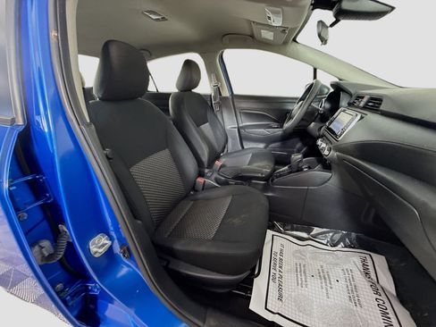 Used 2021 Nissan Versa S FWD image 29