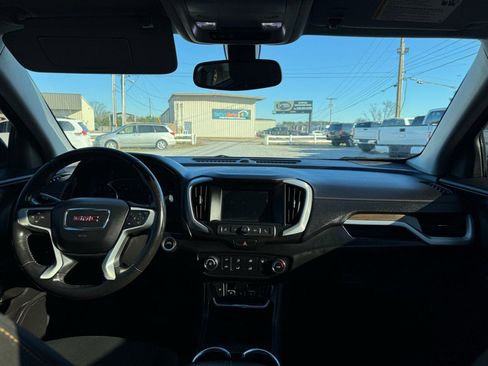 Used 2019 GMC Terrain SLE image 16