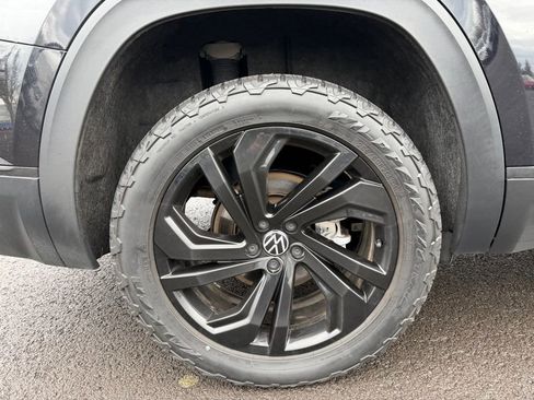 Used 2023 Volkswagen Atlas SE image 10