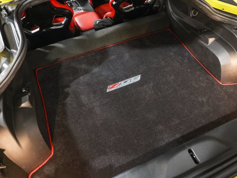 Used 2016 Chevrolet Corvette Z06 w/ 3LZ Preferred Equipment Group RWD image 44