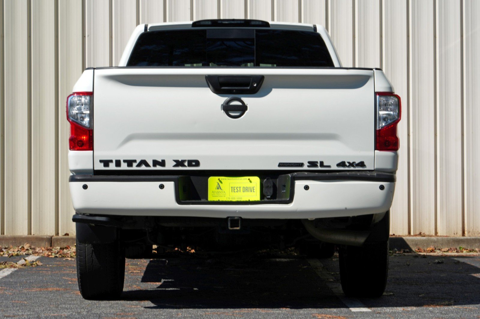 Used 2018 Nissan Titan SL w/ Midnight Edition AWD/4WD image 10