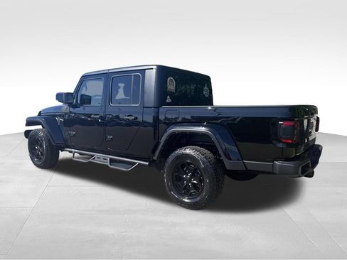 Used 2021 Jeep Gladiator Sport AWD/4WD image 5