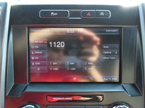 Used 2015 Ford F150 XLT w/ Equipment Group 302A Luxury AWD/4WD image 31