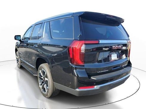 New 2026 GMC Yukon Elevation image 4