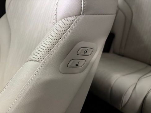 Used 2024 Genesis GV80 3.5T w/ Advanced Package image 12