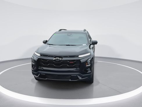 New 2026 Chevrolet Equinox RS w/ Convenience Package III FWD image 3