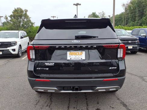 New 2026 Ford Explorer Active w/ Active Comfort Package AWD/4WD image 5