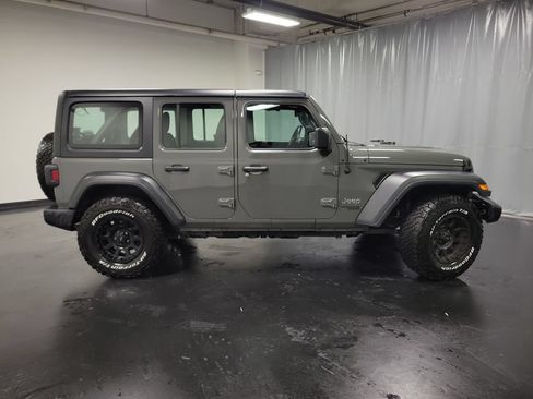 Used 2020 Jeep Wrangler Unlimited Sport AWD/4WD image 10