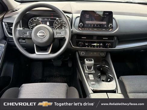 Used 2023 Nissan Rogue SV FWD image 12