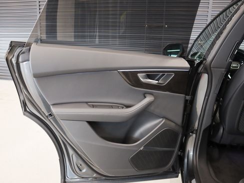 New 2026 Audi Q8 Premium Plus image 25