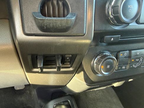 Used 2017 Ford F350 XLT image 23