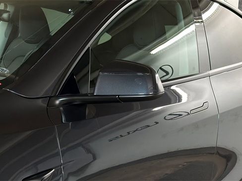 Used 2026 Tesla Model Y Long Range image 5