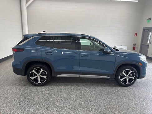 New 2026 Volkswagen Tiguan SE AWD/4WD image 6